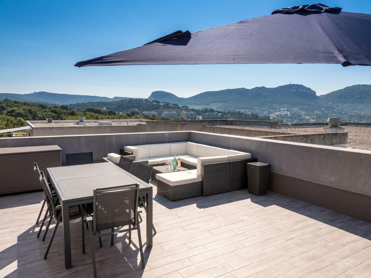 Le Vallat Vue Mer Cassis Terrasse Privative Spa Jacuzzi Barbecue Calanques Exterior photo