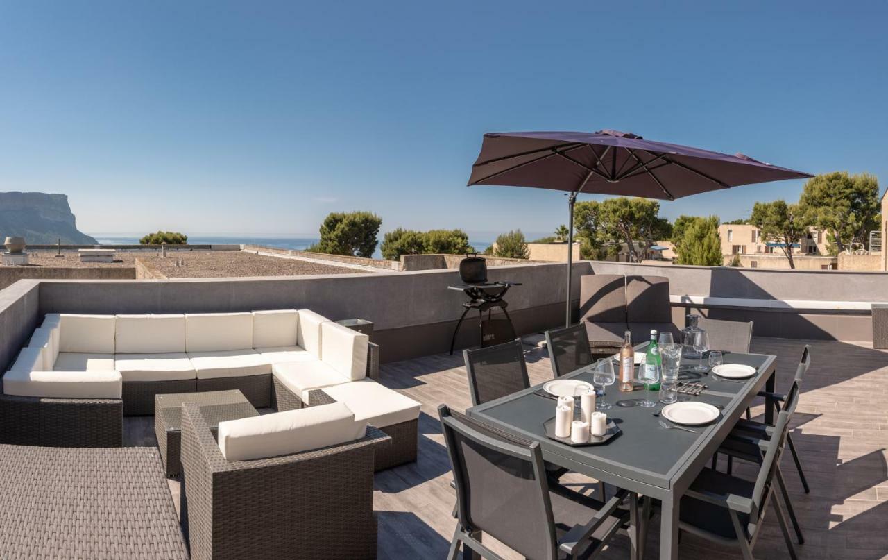 Le Vallat Vue Mer Cassis Terrasse Privative Spa Jacuzzi Barbecue Calanques Exterior photo